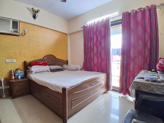 Rental | 3 BHK 1600 Sq.Ft. Apartment in Sai Intop Tower