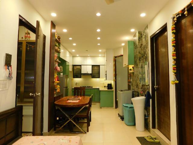 Rental | 3 BHK 1600 Sq.Ft. Apartment in Sector 23 Dwarka