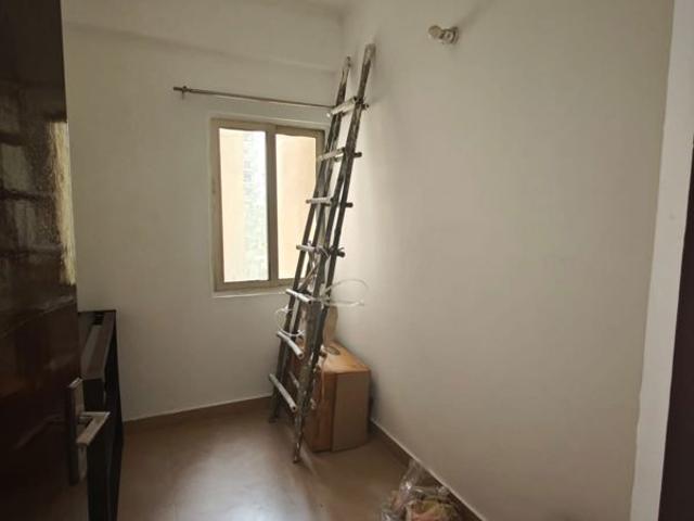 Rental | 3 BHK + 1600 Sq.Ft. Apartment in Parsvnath Residency