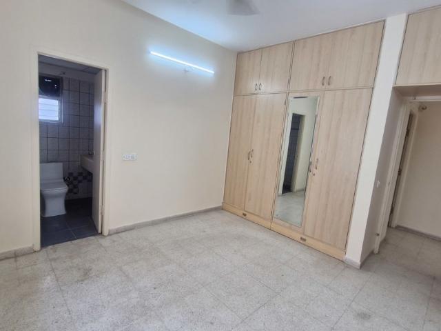Rental | 3 BHK 1600 Sq.Ft. Apartment in Prestige Monte Carlo