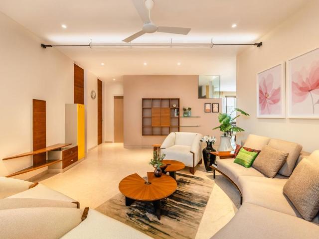 Rental | 3 BHK + 1600 Sq.Ft. Apartment in Vimal Apartment Andheri