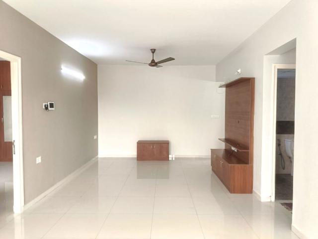 Rental | 3 BHK + 1612 Sq.Ft. Apartment in Casagrand Lorenza