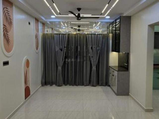 Rental | 3 BHK 1617 Sq.Ft. Apartment in Urbanrise On Cloud 33