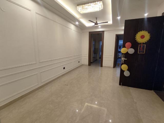 Rental | 3 BHK + 1616 Sq.Ft. Apartment in Raj One Good Earth