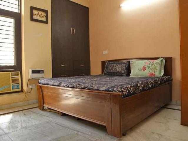 Rental | 3 BHK + 1616 Sq.Ft. Independent House in Sector 5