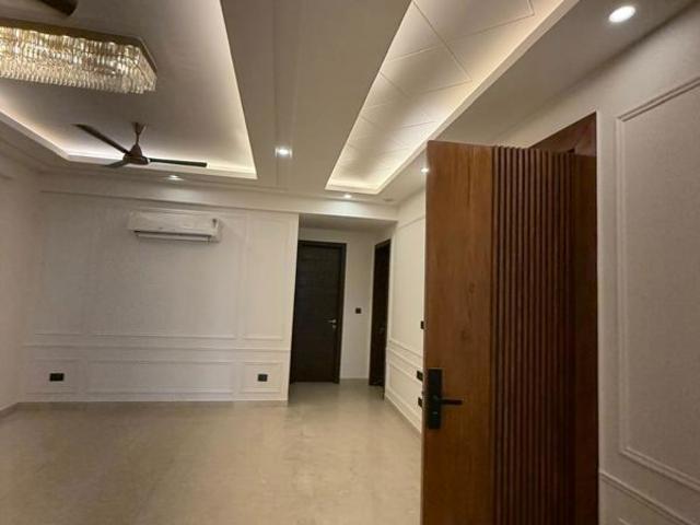 Rental | 3 BHK + 1620 Sq.Ft. Apartment in Raj One Good Earth