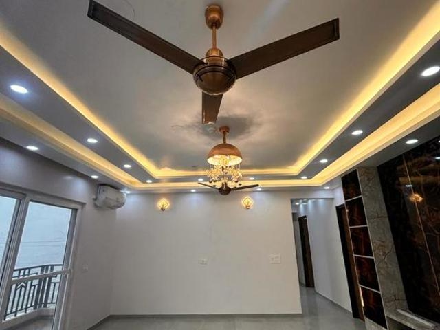 Rental | 3 BHK 1625 Sq.Ft. Apartment in Samridhi Luxuriya Avenue