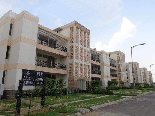 Rental | 3 BHK + 1625 Sq.Ft. Apartment in Puri Vip Floors