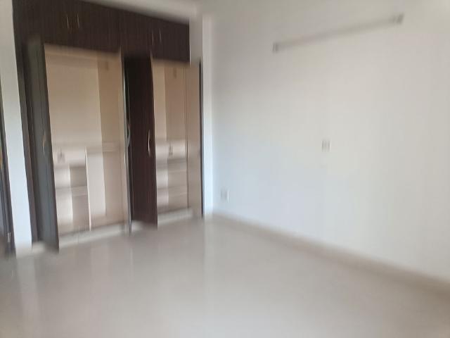 Rental | 3 BHK + 162 Sq.Mt. Villa in Sector 46