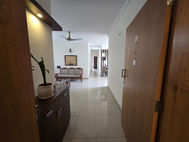 Rental | 3 BHK 1740 Sq.Ft. Apartment in Mantri Webcity