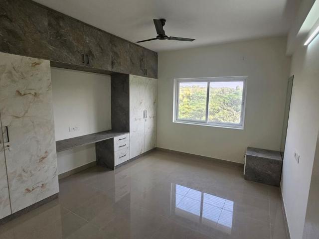 Rental | 3 BHK 1740 Sq.Ft. Apartment in Mantri Webcity