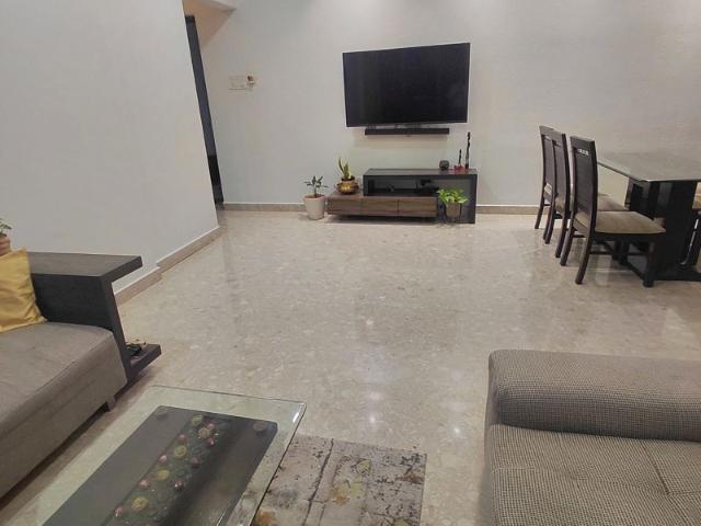 Rental | 3 BHK 1750 Sq.Ft. Apartment in Satellite Tower