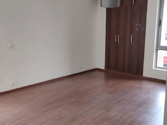 Rental | 3 BHK + 1750 Sq.Ft. Apartment in Pioneer Park Phase 1