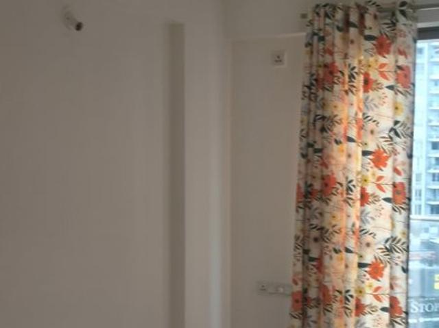 Rental | 3 BHK 1750 Sq.Ft. Penthouse in Kolte Patil Green Acre