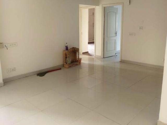 Rental | 3 BHK + 1760 Sq.Ft. Apartment in Maxblis White House