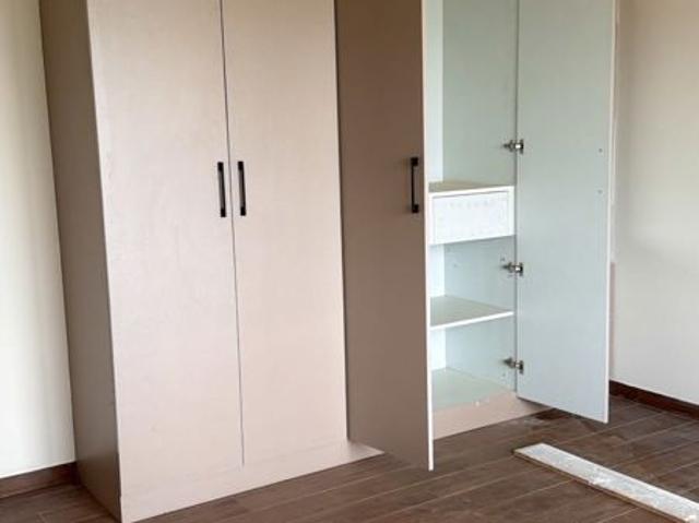 Rental | 3 BHK 1773 Sq.Ft. Apartment in Century Breeze