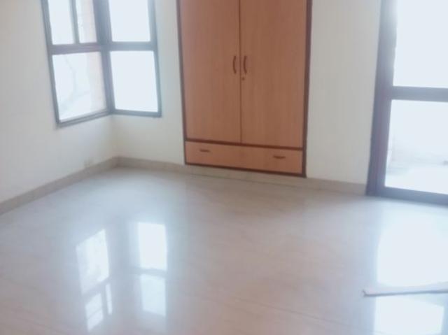 Rental | 3 BHK 1774 Sq.Ft. Apartment in Vatika City