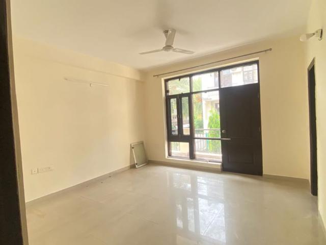 Rental | 3 BHK + 1775 Sq.Ft. Apartment in Ambika Florence Park