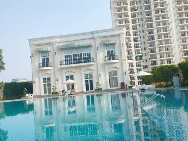 Rental | 3 BHK 1775 Sq.Ft. Apartment in Omaxe The Palace