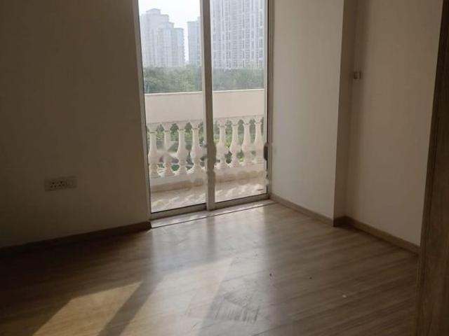 Rental | 3 BHK + 1780 Sq.Ft. Apartment in DLF Regal Gardens