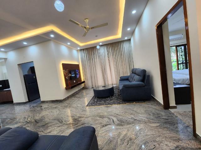 Rental | 3 BHK 1780 Sq.Ft. Apartment in Zabeda Residence