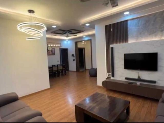 Rental | 3 BHK 1784 Sq.Ft. Apartment in Citilights Rustique