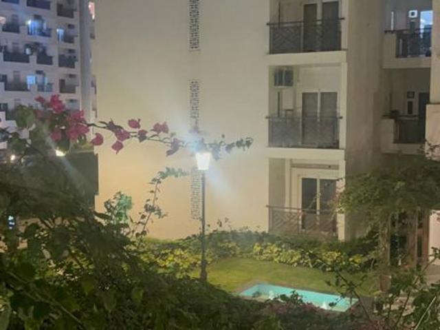 Rental | 3 BHK 1789 Sq.Ft. Apartment in Central Park Flower Valley Aqua Front Towers