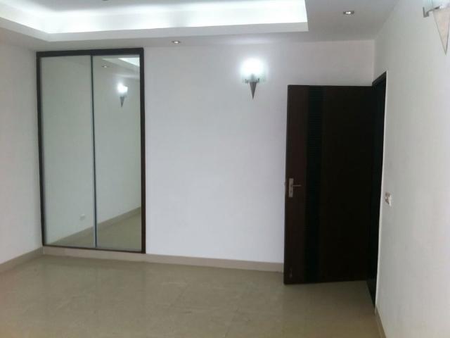 Rental | 3 BHK + 1795 Sq.Ft. Apartment in Parsvnath Prestige