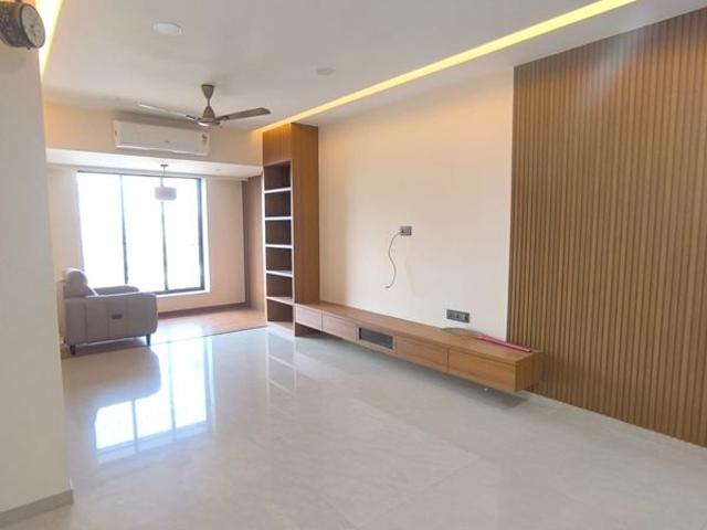 Rental | 3 BHK 1700 Sq.Ft. Apartment in Abrol Vastu Park