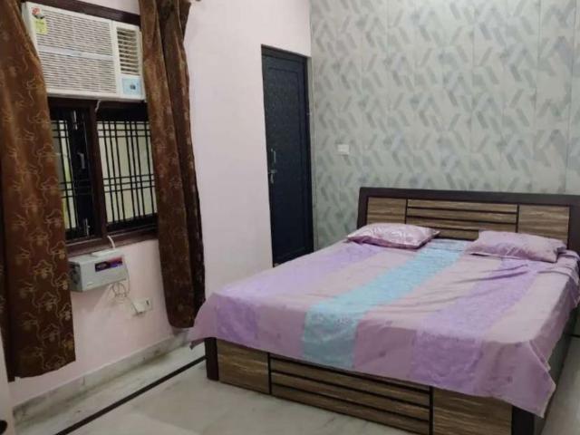 Rental | 3 BHK 1700 Sq.Ft. Apartment in Shagun Vatika Apartments
