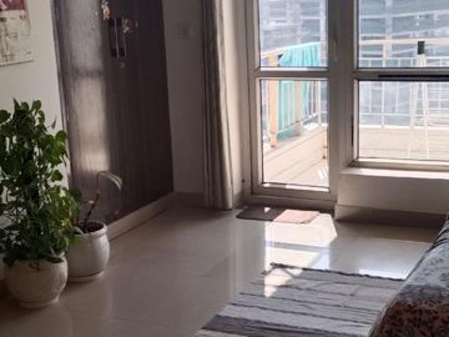Rental | 3 BHK 1702 Sq.Ft. Apartment in DLF Regal Gardens