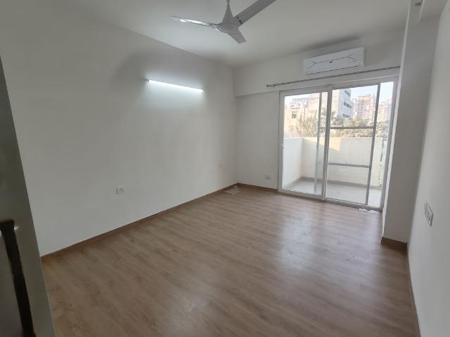 Rental | 3 BHK 1704 Sq.Ft. Apartment in Tulip Yellow