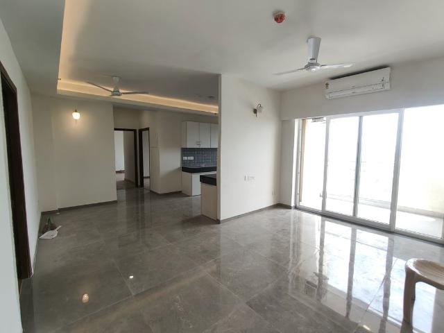 Rental | 3 BHK + 1704 Sq.Ft. Apartment in Tulip Yellow