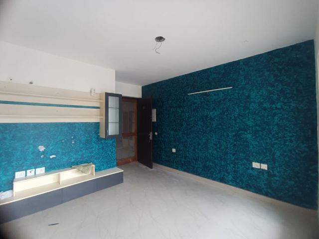 Rental | 3 BHK 1705 Sq.Ft. Apartment in Gomti Nagar