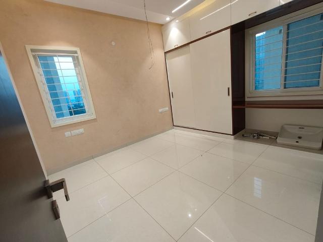 Rental | 3 BHK + 1712 Sq.Ft. Apartment in Aparna Zenon
