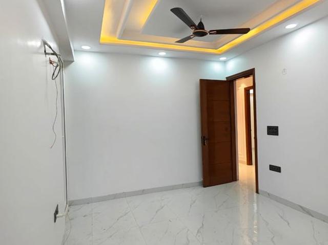 Rental | 3 BHK 1720 Sq.Ft. Apartment in Dwarka