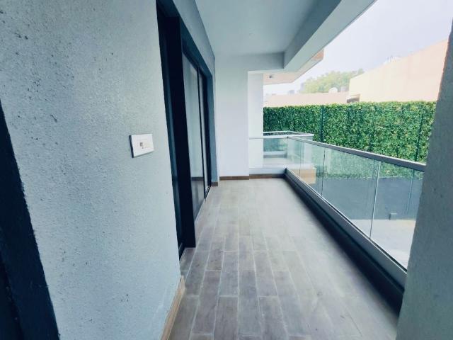 Rental | 3 BHK + 1720 Sq.Ft. Apartment in Smart World Orchard