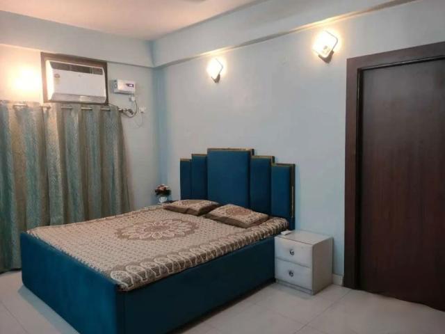 Rental | 3 BHK 1726 Sq.Ft. Apartment in Gomti Nagar