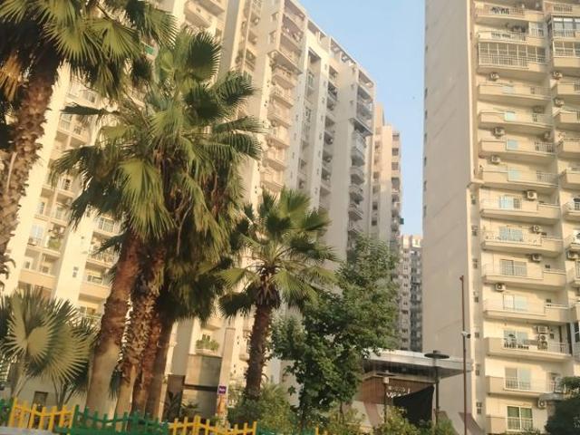 Rental | 3 BHK + 1730 Sq.Ft. Apartment in Sunworld Vanalika