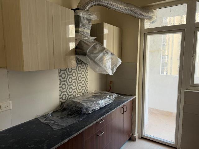 Rental | 3 BHK 1735 Sq.Ft. Apartment in Amrapali Heartbeat City