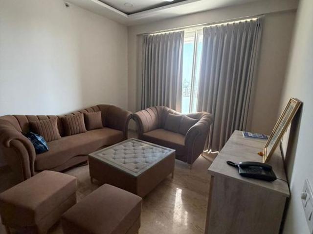 Rental | 3 BHK 1850 Sq.Ft. Apartment in Ambience Creacions