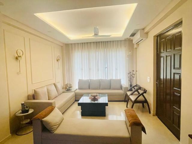 Rental | 3 BHK 1850 Sq.Ft. Apartment in BPTP The Pedestal