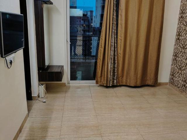 Rental | 3 BHK 1850 Sq.Ft. Apartment in Gaur Sportswood
