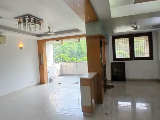 Rental | 3 BHK 1850 Sq.Ft. Apartment in Dwarka