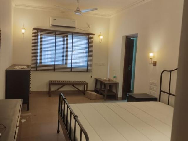 Rental | 3 BHK 1850 Sq.Ft. Apartment in Sarita Vihar