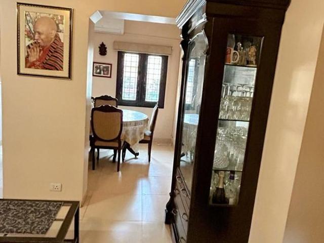 Rental | 3 BHK 1850 Sq.Ft. Apartment in Sarita Vihar
