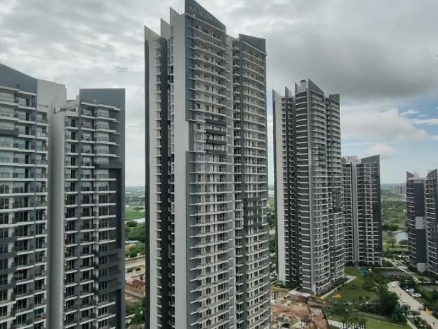 Rental | 3 BHK 1855 Sq.Ft. Apartment in Godrej Meridien