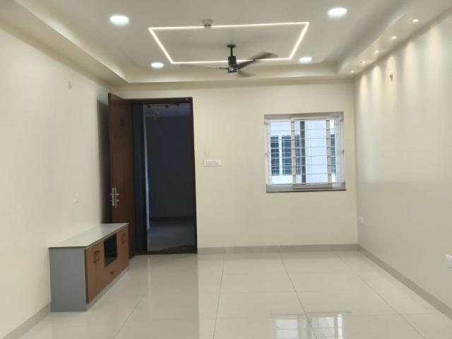 Rental | 3 BHK 1860 Sq.Ft. Apartment in Poulomi Avante