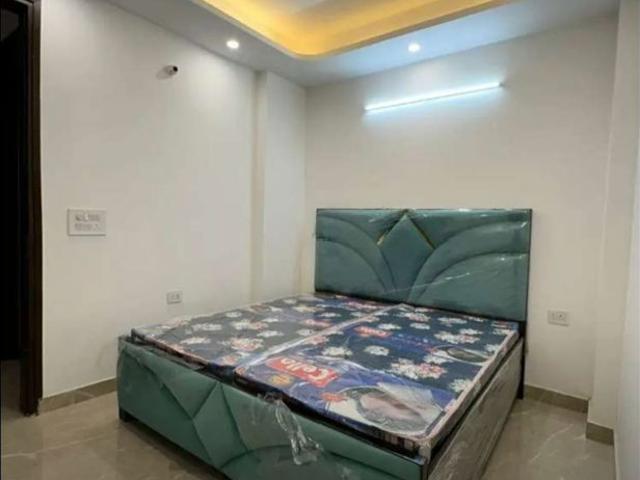 Rental | 3 BHK 1860 Sq.Ft. Apartment in Rohtas Plumeria