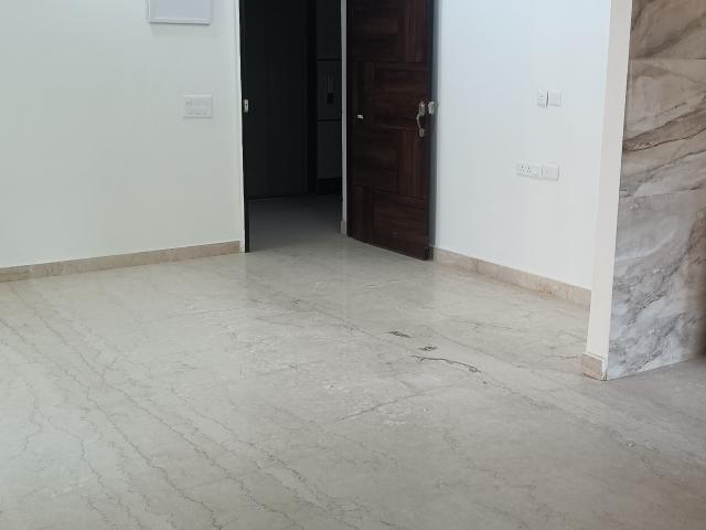Rental | 3 BHK 1870 Sq.Ft. Apartment in Samridhi Luxuriya Avenue